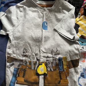 Carhartt toddler boys size 4 work belt tshirt